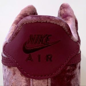 Nike magenta velvet AF1s size 7Y (women’s 8.5)
